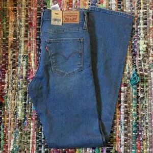 Womens Levi’s 314 Jeans